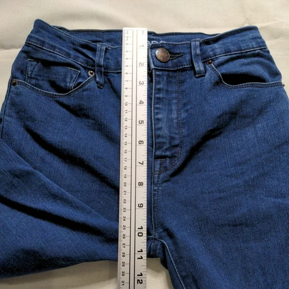 BDG Women's High-Rise Blue Jeans Twig Ankle 24x29 - Picture 8 of 10